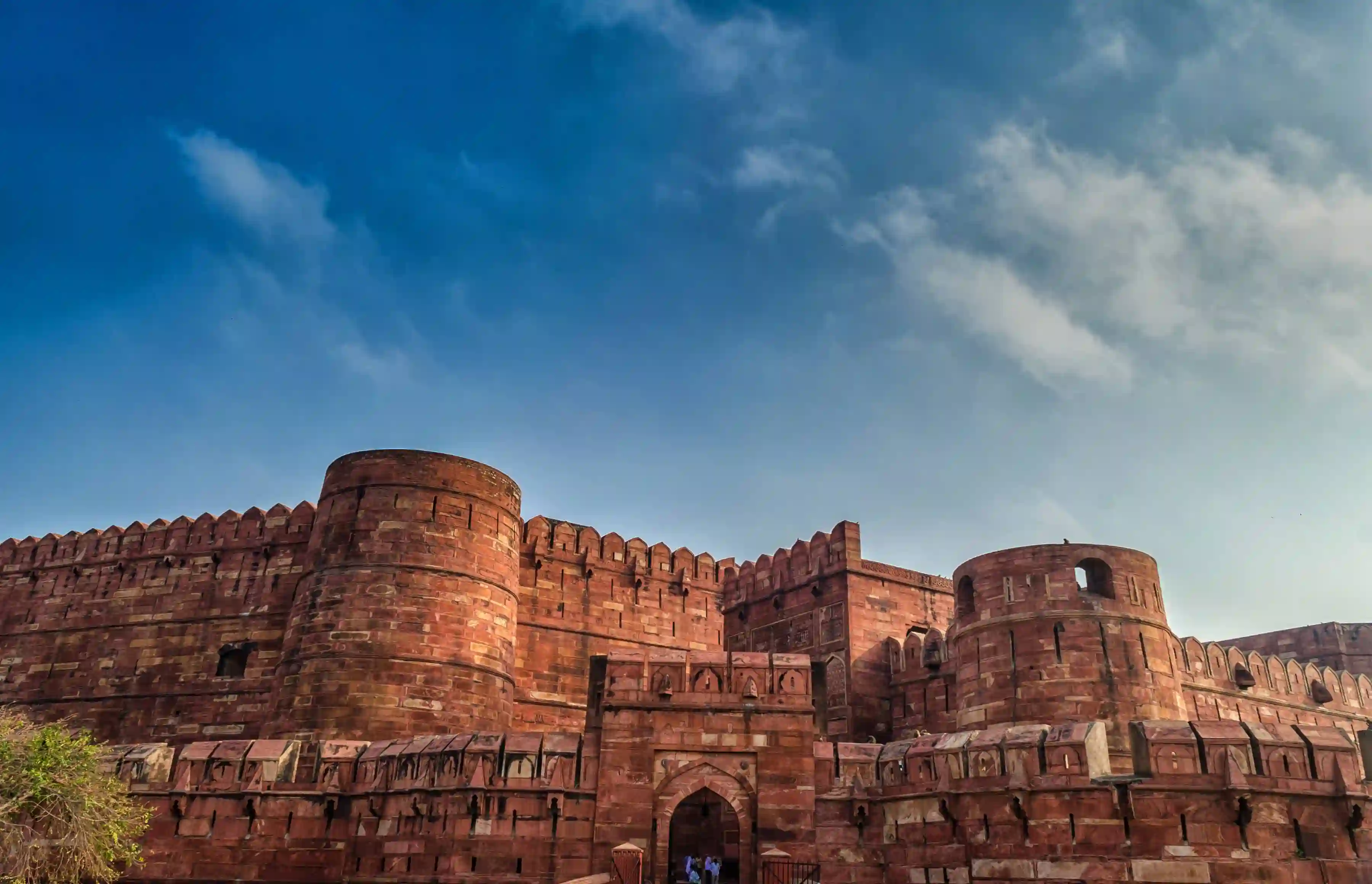 Taj Mahal Sunrise Tour from Delhi