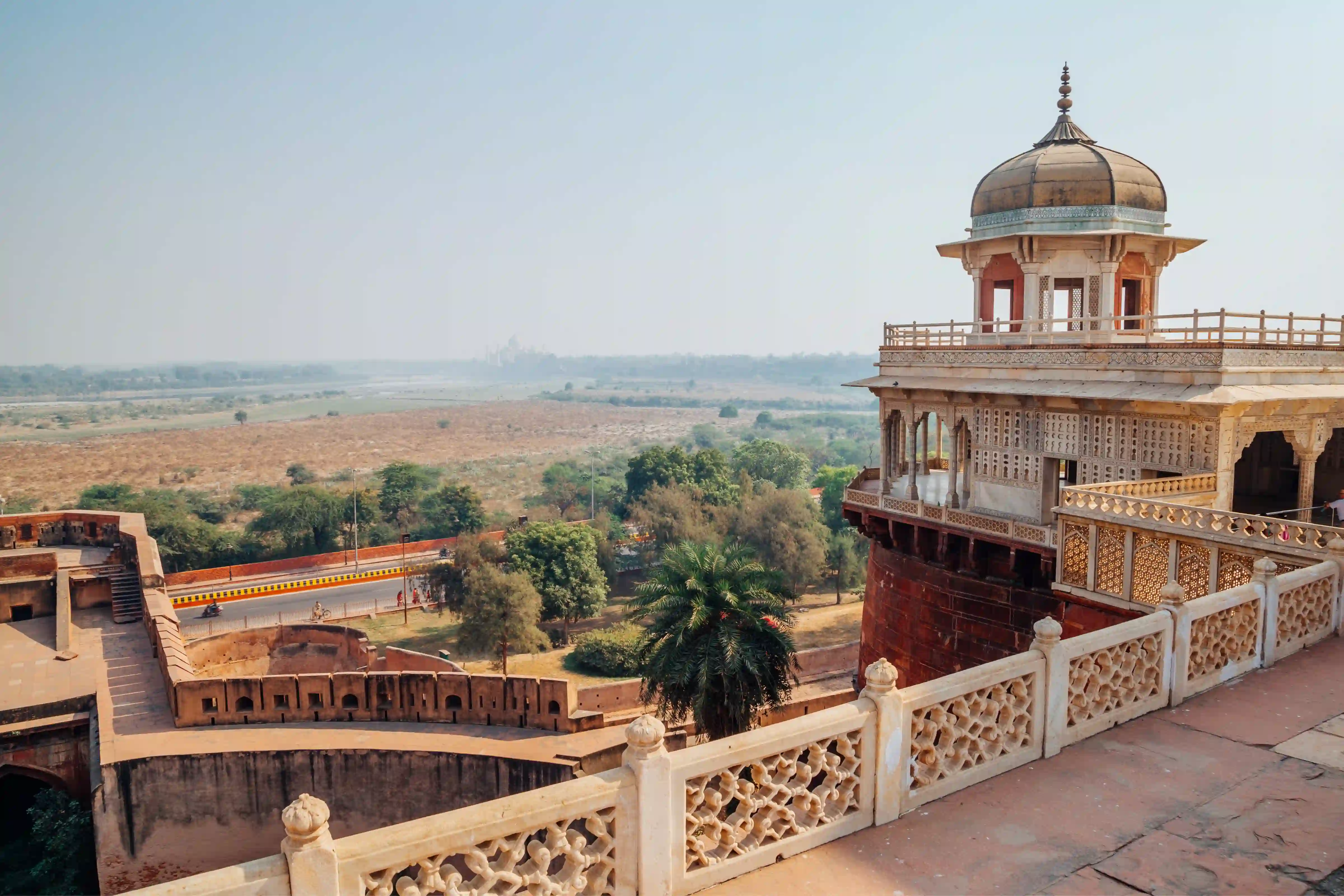 Taj Mahal Sunrise Tour from Delhi