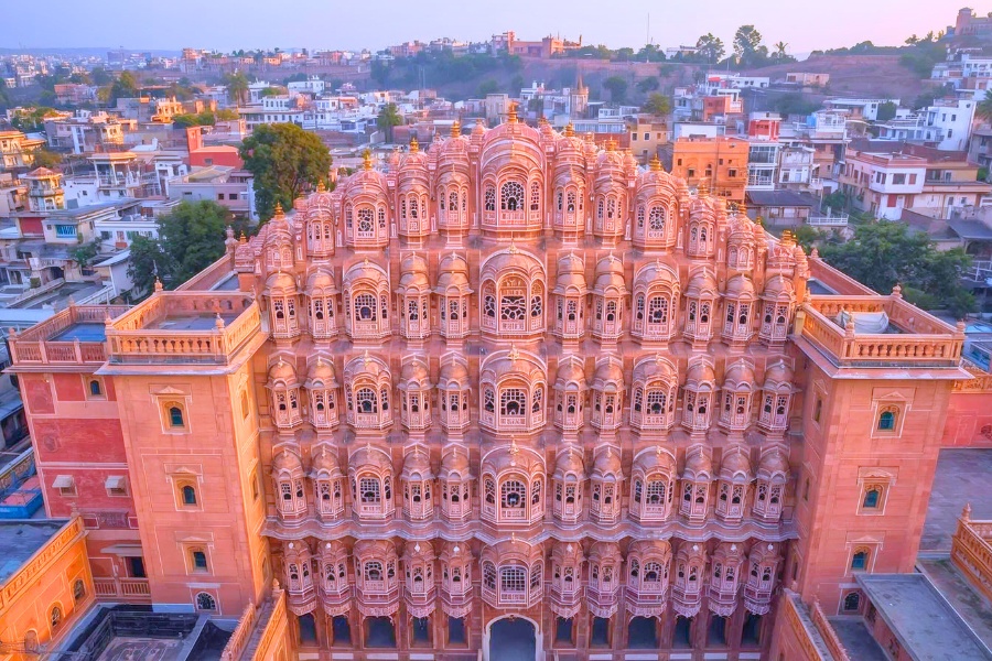Golden Triangle Tour with Khajuraho and Varanasi